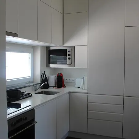 Hobihouse - *